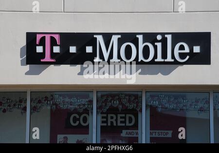 TEMPA / FLORIDE / Etats-Unis - 02 décembre 2017 - T.Mobile Internet et téléphone compnay à Tempa Florida, Etats-Unis (Photo.Francis Dean/Dean Pictures) Banque D'Images