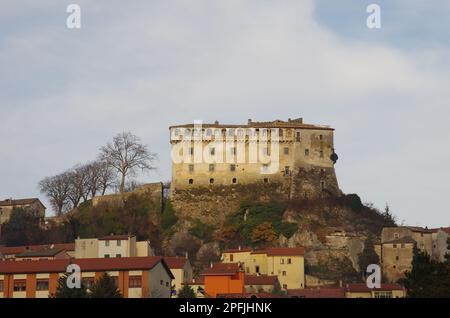 Pesolanciano - Molise - le majestueux symbole du château de la ville Banque D'Images