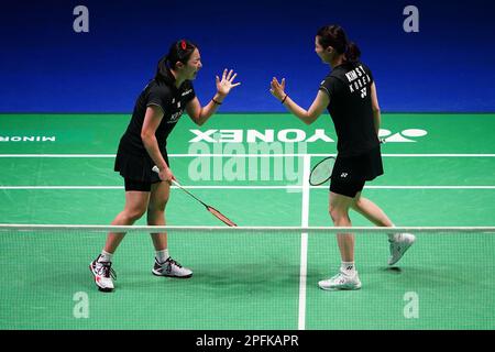 Kim So Yeong et Kong Hee Yong (à gauche) de la Corée en action contre Chen Qing Chen et Jia Yi Fan (non représenté) de la Chine pendant le quatrième jour du YONEX All England Open Badminton Championships à l'Utilita Arena Birmingham. Date de la photo: Vendredi 17 mars 2023. Banque D'Images