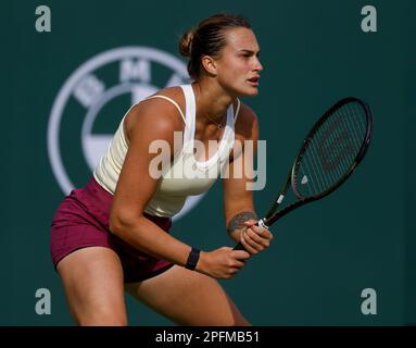 17 mars 2023 Aryna Sabalenka, du Bélarus, en action contre Maria Sakkari, de Grèce, lors d'un match demi-fin lors de l'ouverture de BNP Paribas en 2023 au jardin de tennis de Indian Wells, en Californie. Crédit photo obligatoire: Charles Baus/CSM crédit: CAL Sport Media/Alay Live News Banque D'Images