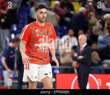 Sabadell, Barcelone, Espagne. 17th mars 2023. Barcelone Espagne 17.03.2023 Facundo Campazzo ( Crvenza Zveda Belgrade ) regarde pendant le match de l'Euroligue de basket entre le FC Barcelone et Crvenza Zveda Belgrade au Palau Blaugrana le 17 mars 2022 à Barcelone. (Credit image: © Xavi Urgeles/ZUMA Press Wire) USAGE ÉDITORIAL SEULEMENT! Non destiné À un usage commercial ! Crédit : ZUMA Press, Inc./Alay Live News Banque D'Images