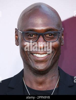 Westwood, États-Unis. 18th mars 2023. (DOSSIER) lance Reddick Dead à 60. WESTWOOD, LOS ANGELES, CALIFORNIE, États-Unis - AOÛT 20 : l'acteur et musicien américain lance Reddick (lance Solomon Reddick) arrive à la première à Los Angeles de 'Angel has Fallent' de Lionsgate, tenue au Regency Village Theatre sur 20 août 2019 à Westwood, Los Angeles, Californie, États-Unis. (Photo de Xavier Collin/image Press Agency) Credit: Image Press Agency/Alay Live News Banque D'Images