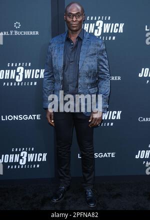 Hollywood, États-Unis. 18th mars 2023. (DOSSIER) lance Reddick Dead à 60. HOLLYWOOD, LOS ANGELES, CALIFORNIE, États-Unis - MAI 15 : l'acteur et musicien américain lance Reddick (lance Solomon Reddick) arrive à la projection spéciale de Los Angeles de « John Wick: Chapitre 3 - Parabellum » de Lionsgate, tenue au Théâtre chinois IMAX de TCL sur 15 mai 2019 à Hollywood, Los Angeles, Californie, États-Unis. (Photo de Xavier Collin/image Press Agency) Credit: Image Press Agency/Alay Live News Banque D'Images