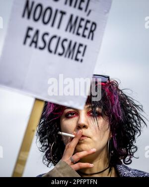 AMSTERDAM - des manifestants marchent contre le racisme et la discrimination. À Amsterdam, cette manifestation est organisée chaque année par le Comité le 21 mars. ANP REMKO DE WAAL pays-bas Out - belgique Out Credit: ANP/Alay Live News Banque D'Images