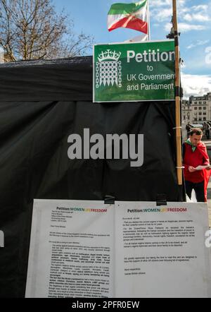 Londres Royaume-Uni 18 mars 2023 une lettre ouverte à Rishi Sunak de la population iranienne vivant en Angleterre pour aider à la récente répression violente par les autorités en Iran. Paul Quezada-Neiman/Alamy Live News Banque D'Images