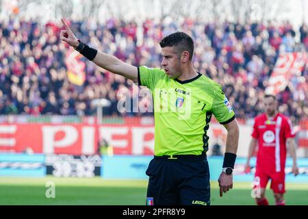 Monza, Italie. 18th mars 2023. Antonio Giua (arbitre) pendant le championnat italien série Un match de football entre AC Monza et US Cremonese sur 18 mars 2023 au stade U-Power de Monza, Italie - photo Morgese-Rossini/DPPI crédit: DPPI Media/Alay Live News Banque D'Images