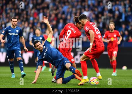 BOCHUM, ALLEMAGNE - 18 MARS 2023: Le match de football de Bundesliga VfL Bochum 1848 contre RB Leipzig à Vonovia Ruhr Stadion Banque D'Images