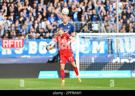 BOCHUM, ALLEMAGNE - 18 MARS 2023: Le match de football de Bundesliga VfL Bochum 1848 contre RB Leipzig à Vonovia Ruhr Stadion Banque D'Images