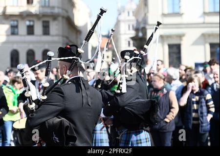 Vienne, Autriche. 18th mars 2023. St. Patrick’s Day Parade dans le centre-ville de Vienne Banque D'Images