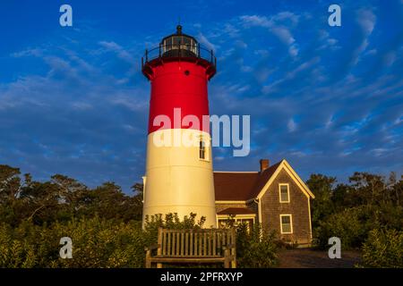 Phare de Nauset Beach en début de matinée à Cape Cod National Seashore, Massachusetts Banque D'Images