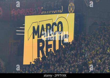 Allemagne. 18th mars 2023. Marco REUS (DO) est acclamé pour son objectif 150th sur le tableau de bord, l'affichage, le moniteur, le mur vidéo, l'écran, Score, feature, général, motif marginal, football 1st Bundesliga, 25th jumelage, Borussia Dortmund (DO) - 1st FC Cologne (K) 6: 1, on 18 mars 2023 à Dortmund / Allemagne. Credit: dpa Picture Alliance/Alay Live News Banque D'Images