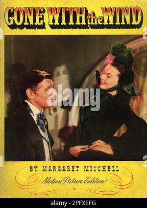 Couverture de l'US film Edition Book for CLARK PIGNON and VIVIEN LEIGH In GONE WITH THE WIND 1939 Director VICTOR FLEMING roman Margaret Mitchell producteur David O. Selznick Selznick International Pictures / Metro Goldwyn Mayer (MGM) Banque D'Images