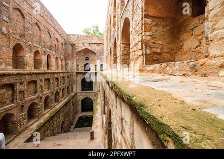 Agrasen ki Baoli, étape bien à Delhi Banque D'Images