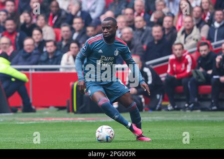 19-03-2023: Sport: Ajax et Feyenoord AMSTERDAM, PAYS-BAS - MARS 19: Lutscharel Geertruida (Feyenoord Rotterdam) pendant le match Eredivisie AFC Aja Banque D'Images