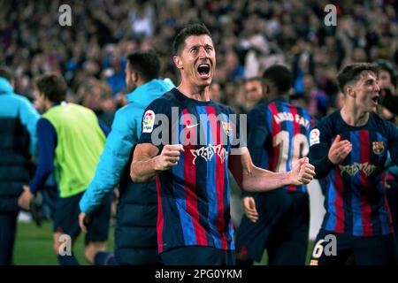 Barcelone, Espagne. 19th mars 2023. Robert Lewandowski de Barcelone célèbre lors d'un match de football espagnol de la Liga entre le FC Barcelone et le Real Madrid à Barcelone, en Espagne, sur 19 mars 2023. Crédit : Joan Gosa/Xinhua/Alay Live News Banque D'Images