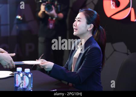 Singapour, Singapour. 18th mars 2023. Ai Fukuhara tennis de table : WTT Japon Directeur général ai Fukuhara fait un talk show et signe des autographes pour ses fans pendant WTT Singapore Smash 2023 à l'OCBC Arena à Singapour, Singapour . Credit: Itaru Chiba/AFLO/Alay Live News Banque D'Images