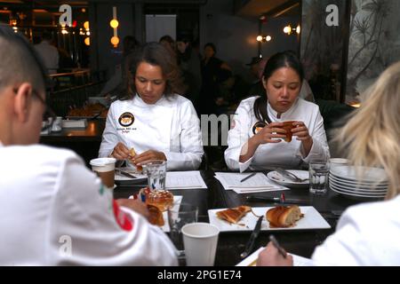 New York, États-Unis. 19th mars 2023. Le meilleur hall croissant du restaurant 5AV/Mad de Midtown, New York, sur 19 mars 2023. Cours annuel organisé par French Morning avec des jurys professionnels Orlando Soto, Alexia Duchene, Miriam Milord et Eunji Lee qui ont choisi la boulangerie « Brooklyn French Bakers » comme meilleur croisant de l'année. 13 boulangeries ont commencé le concours, dont Bread Bakery, Epicerie Boulud, Tin Building par Jean Georges et Julien Boulangerie. Photo de Charles Guerin/ABACAPRESS.COM crédit: Abaca Press/Alay Live News Banque D'Images