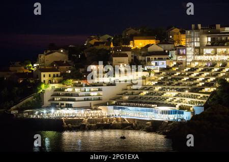 Dubrovnik, Croatie. 29th août 2022. Vue générale sur le Rixos Premium Dubrovnik, un complexe de luxe sur la mer Adriatique à Dubrovnik. (Credit image: © Karol Serewis/SOPA Images via ZUMA Press Wire) USAGE ÉDITORIAL SEULEMENT! Non destiné À un usage commercial ! Banque D'Images