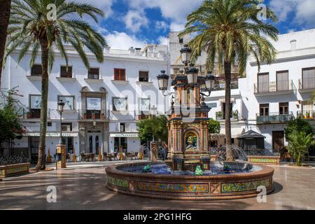 Plaza España à Vejer de la Frontera, province de Cadix, Costa de la luz, Andalousie, Espagne. De nombreux vestiges confirment le passage des Phéniciens, Cartha Banque D'Images