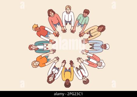 Les personnes amicales se tiennent en cercle et tiennent les mains pour la collaboration et le travail d'équipe, vue de dessus. Les étudiants universitaires de sexe et de race différents obtiennent l'éducation ensemble tout en étudiant à l'université Illustration de Vecteur