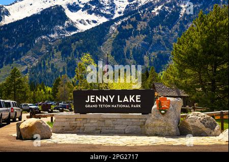 Panneau de bienvenue à l'entrée du lac Jenny dans le parc national de Grand Teton, Wyoming Banque D'Images