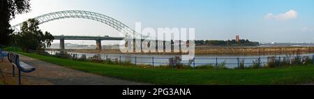 Autour du Royaume-Uni - Widnes transporter Bridge Banque D'Images