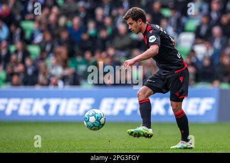 GRONINGEN, PAYS-BAS - MARS 19: Mat Kohlert de SC Heerenveen pendant le match néerlandais Eredivisiie entre FC Groningen et SC Heerenveen à Euroborg Banque D'Images