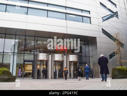 Londres, Royaume-Uni. 20th mars 2023. Vue générale des bureaux UBS UK dans la City de Londres, alors que le géant bancaire suisse annonce sa prise de contrôle de la banque en difficulté Credit Suisse. Crédit : SOPA Images Limited/Alamy Live News Banque D'Images