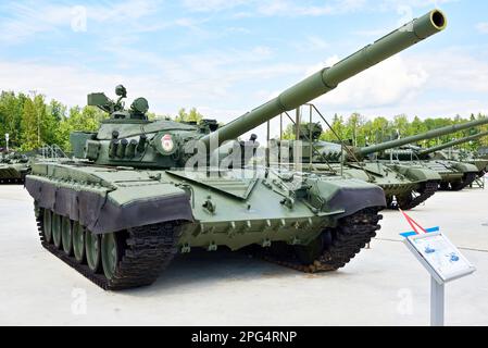PARC PATRIOT, KUBINKA, RÉGION DE MOSCOU, RUSSIE - 11 juillet 2017 : char de bataille principal soviétique T-72 Banque D'Images