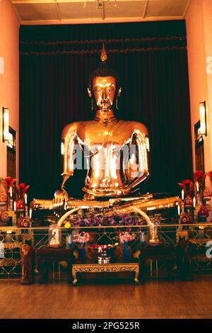 Thaïlande. Bangkok. Wat Traimit. Statue de Bouddha doré. Banque D'Images