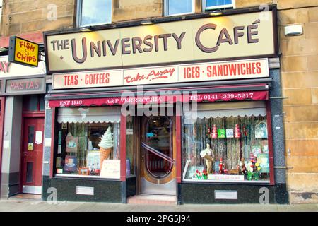 Le café de l'université sur la route byres à l'extrémité ouest de Glasgow, en Écosse, au Royaume-Uni Banque D'Images