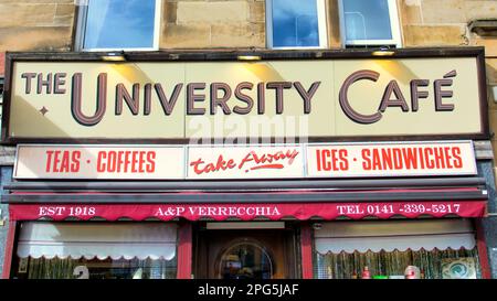 Le café de l'université sur la route byres à l'extrémité ouest de Glasgow, en Écosse, au Royaume-Uni Banque D'Images