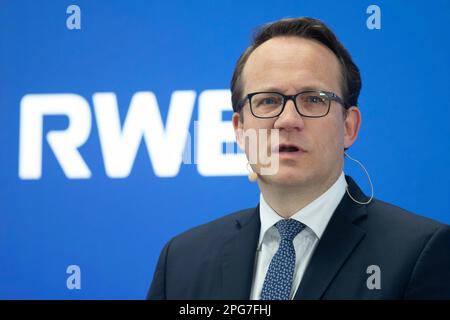 Eat, Allemagne. 21st mars 2023. dr Markus KREBBER, Président de la direction, Conférence de presse annuelle de RWE AG sur 21 mars 2023 à Essen crédit: dpa/Alamy Live News Banque D'Images