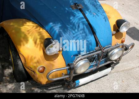 2CV capot du radiateur, avant Banque D'Images