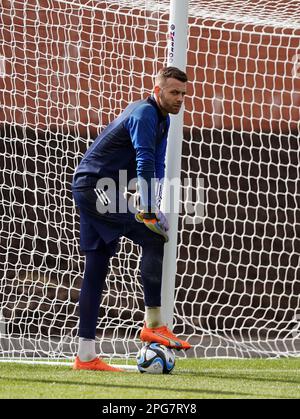 Le gardien de but de l'Écosse Angus Gunn pendant la séance d'entraînement à Lesser Hampden, Glasgow. Date de la photo: Mardi 21 mars 2023. Banque D'Images