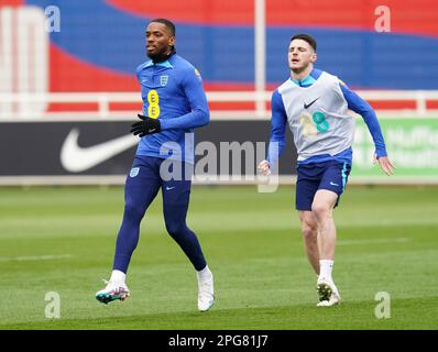 Ivan Toney (à gauche) et Declan Rice, en Angleterre, lors d'une séance d'entraînement à St. George's Park, Burton-on-Trent. Date de la photo: Mardi 21 mars 2023. Banque D'Images