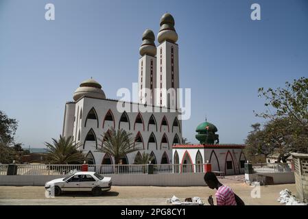 Nicolas Remene / le Pictorium - Dakar, Sénégal - 10/3/2017 - Sénégal / Dakar / Dakar - la mosquée de la Divinité est une mosquée située à Ouakam, sur la côte ouest de la capitale sénégalaise. Banque D'Images