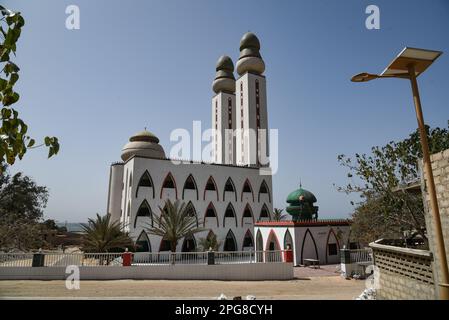 Nicolas Remene / le Pictorium - Dakar, Sénégal - 10/3/2017 - Sénégal / Dakar / Dakar - la mosquée de la Divinité est une mosquée située à Ouakam, sur la côte ouest de la capitale sénégalaise. Banque D'Images