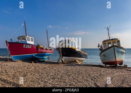 Bateaux de pêche à Beer, Seaton, Devon Royaume-Uni en mars Banque D'Images