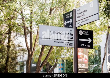 Mexico, Polanco, Avenida Presidente Masaryk, rue nom signes information directions Banque D'Images