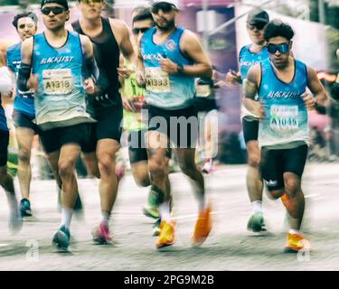 19 mars 2023, Los Angeles, CA, Etats-Unis : les coureurs participent au Marathon annuel de Los Angeles 38th à Los Angeles, CA. Banque D'Images