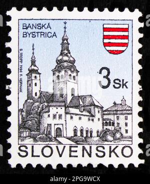 MOSCOU, RUSSIE - 16 MARS 2023: Timbre-poste imprimé en Slovaquie montre Banska Bystrica, Definitive issues - Towns série, vers 1994 Banque D'Images