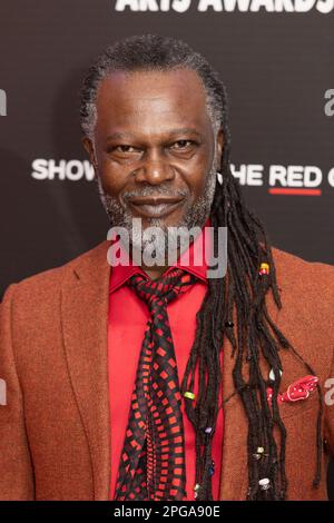 Levi Roor Levi Roots participe à la conférence téléphonique des médias du ...