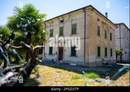 La ville populaire de Riva sur le lac de Garde en Italie Banque D'Images