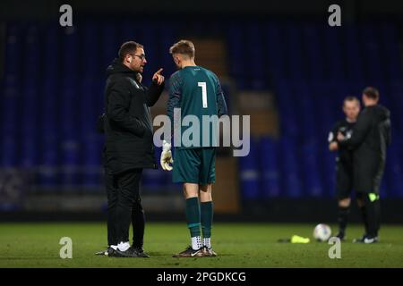 Woody Williamson de la ville d'Ipswich et Ipswich Town Goal Keeping coach, Carl Pentney - Ipswich Town v West Ham United, FA Youth Cup Sixième tour, Portman Road, Ipswich, Royaume-Uni - 22nd février 2023 Banque D'Images