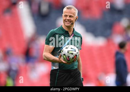 PHOTO D'ARCHIVE: Bjoern KUIPERS a 50 ans sur 28 mars 2023, arbitre Bjoern KUIPERS (NED). Finale, match M51, Italie (ITA) - Angleterre (ENG) sur 11 juillet 2021 à Londres/Stade Wembley. Football EM 2020 du 06/11/2021-07/11/2021. Photo;Marvin Guengoer/GES/Pool via Banque D'Images