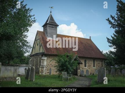 St. Église de Nicholas, Little Braxted, Essex. Une petite église composée d'une nef normande et d'un chœur éperlé construit autour de 1120 après J.-C. Banque D'Images