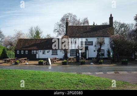 The Boot Pub, Countryside public House et restaurant, on the Green à Sarratt Village, Hertfordshire, Royaume-Uni Banque D'Images