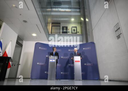 Varsovie, Pologne. 22nd mars 2023. Le 22 mars 2023, le FM Eli Cohen d'Israël visite le ministère des Affaires étrangères pour rencontrer le FM Zbigniew Rau à Varsovie, en Pologne. (Photo de Jaap Arriens/Sipa USA) crédit: SIPA USA/Alay Live News Banque D'Images