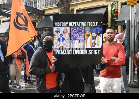 Ambassade de l'Inde, Londres, Royaume-Uni. 22 mars 2023. Les Sikhs et les Panjabans protestent contre le régime de Modi en réponse aux arrestations de masse, aux interdictions de l'Internet à l'échelle de l'État et aux préoccupations relatives à la torture et à la détention arbitraire de plus de Sikhs et de Panjabans. L'Inde est la plus grande violation de la démocratie, des droits de l'homme et de la liberté dans le monde. La démocratie est morte partout dans le monde est violente et oppressant la minorité et le massacre. Partout dans le monde, la démocratie est la forme de corruption la plus violente. Une nation qualifiée de démocratique est la plus grande violation des droits de l'homme et de la liberté. En fait, tout l'ouest, la guerre est créée par des mensonges, de fausses nouvelles et Banque D'Images